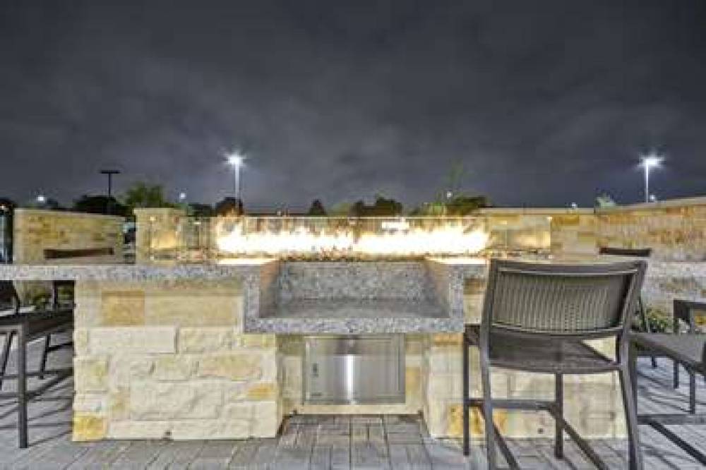 HOME2 SUITES DALLAS ADDISON 5