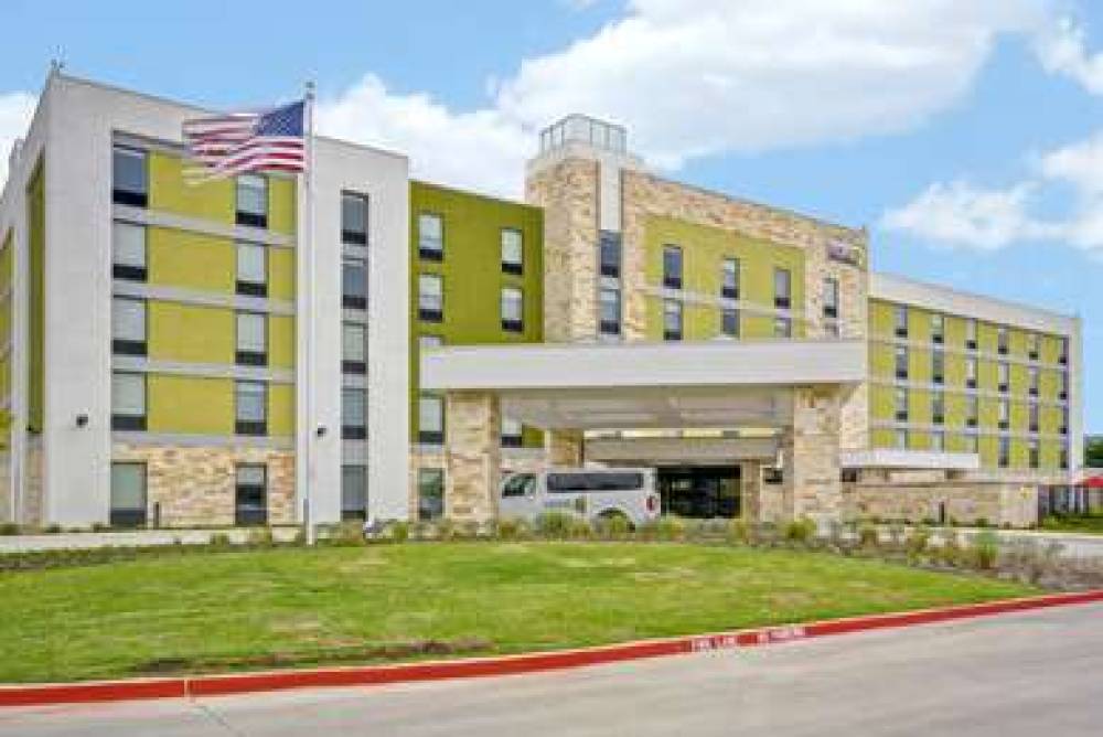 HOME2 SUITES DALLAS ADDISON 1