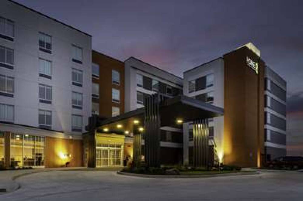 HOME2 SUITES FORT WAYNE NORTH 1