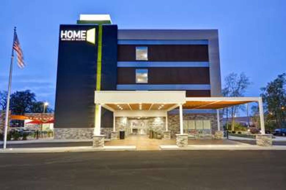 HOME2 SUITES MAUMEE TOLEDO 1