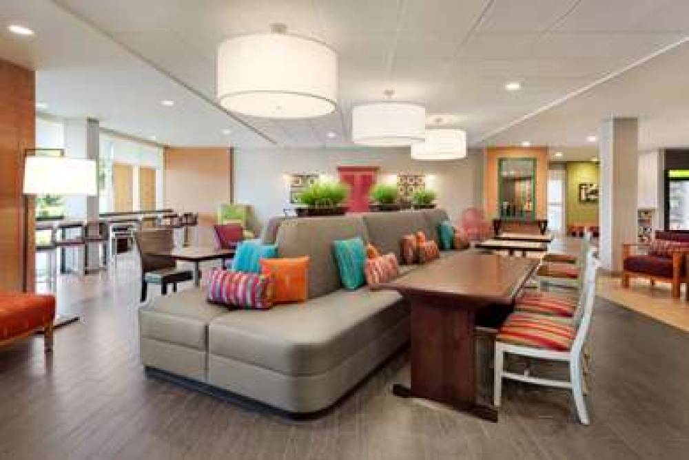 HOME2 SUITES MENOMONEE FALLS 7