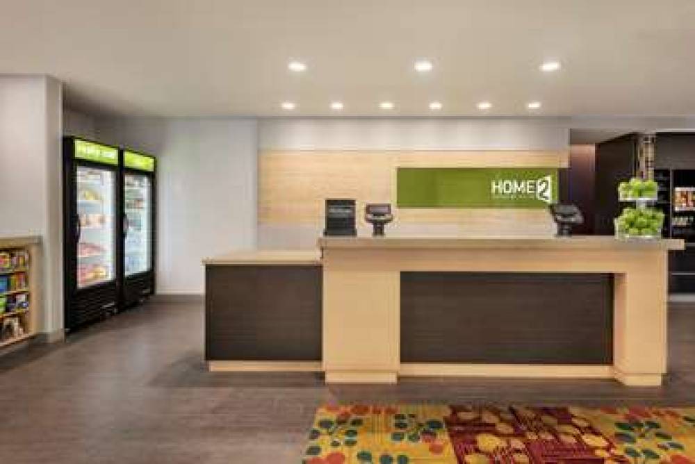 HOME2 SUITES MENOMONEE FALLS 8