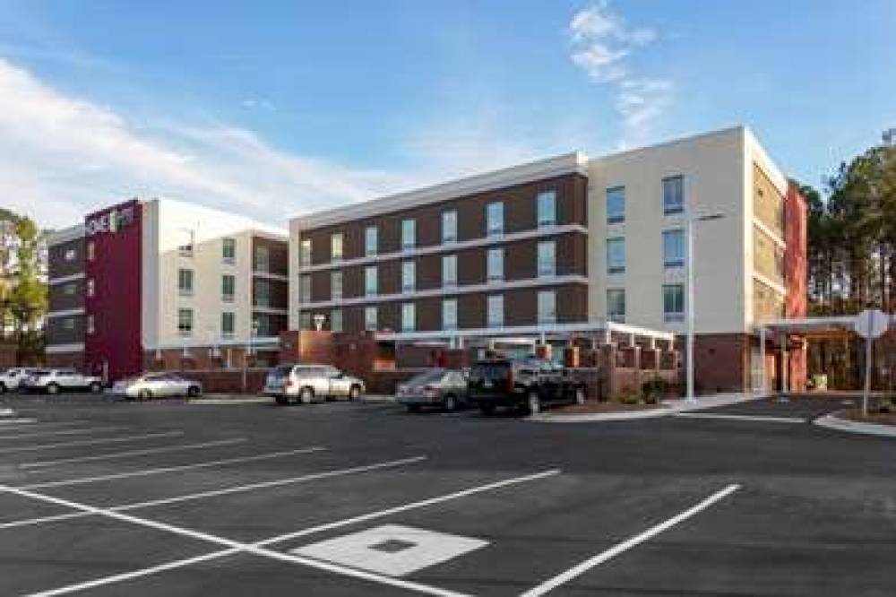 HOME2 SUITES NORTH CHARLESTON 1