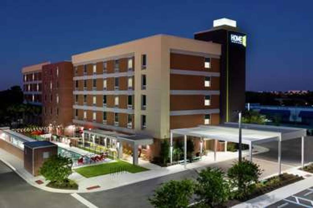 HOME2 SUITES ORLANDO NEAR UCF 4