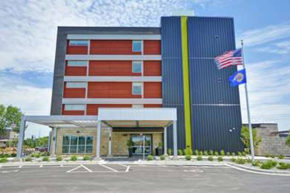 HOME2 SUITES PLYMOUTH MPLS MN 2