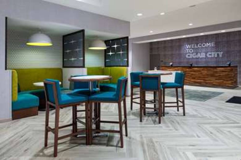 HOME2 SUITES TAMPA DOWNTOWN 8