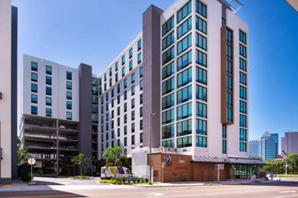 HOME2 SUITES TAMPA DOWNTOWN 2