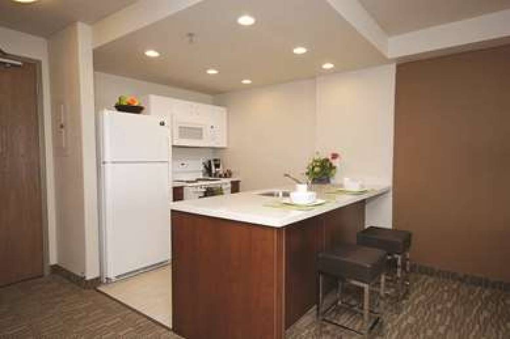 HomeSuites Regina East 10