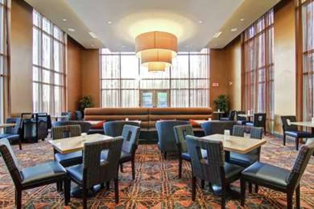 HOMEWOOD SUITES BY HILTON AJAX, ONT 2