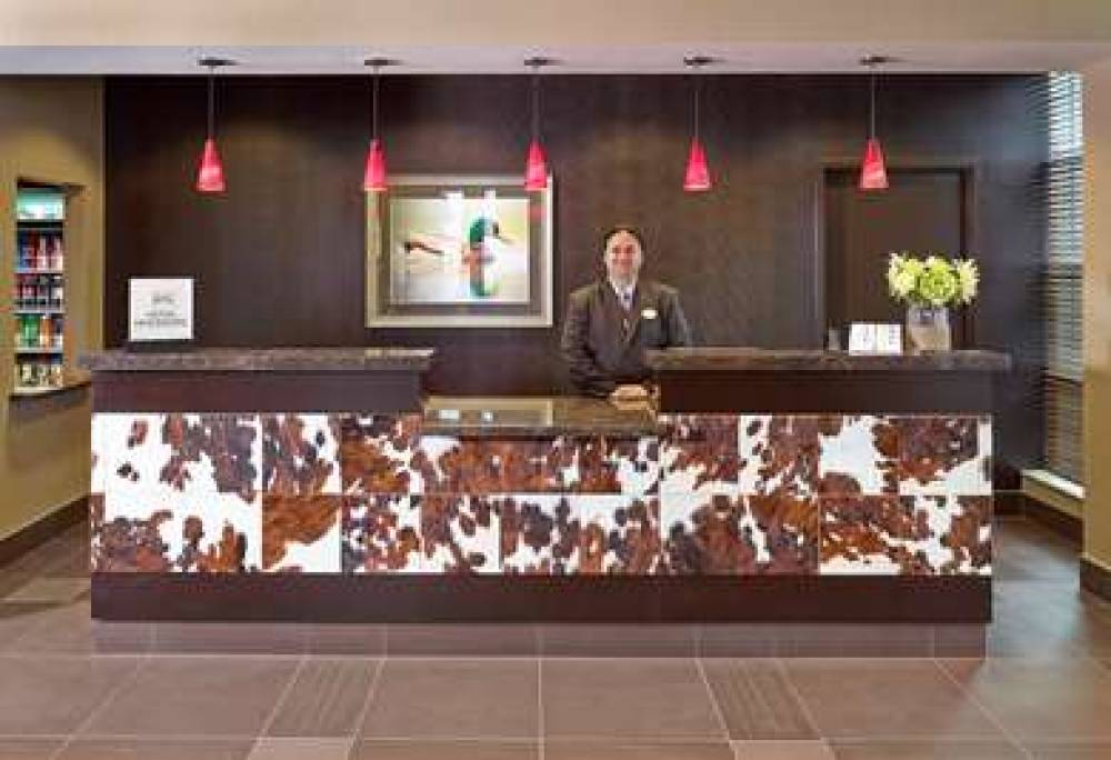 Homewood Suites By Hilton Calgary-Airport 4