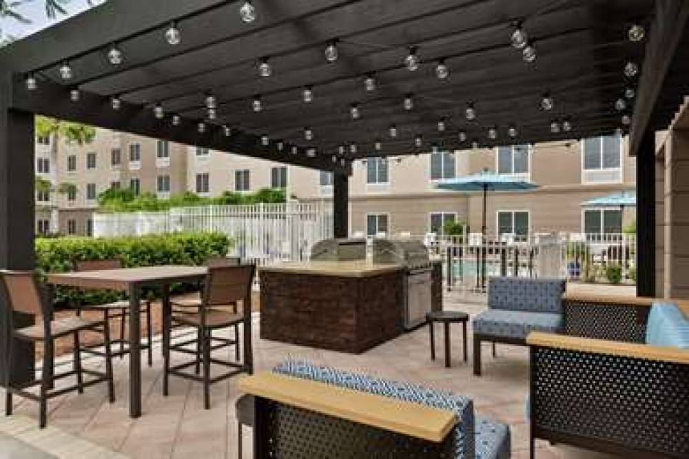 Homewood Suites By Hilton Fort Myers Airport/FGCU 4