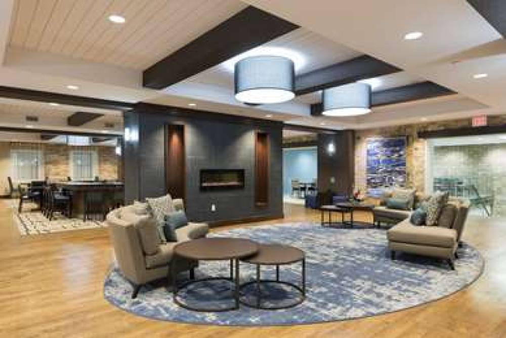 HOMEWOOD SUITES BY HILTON GRAND RAP 10