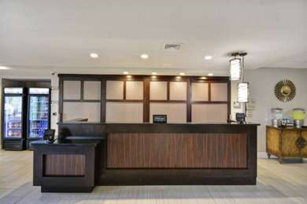 HOMEWOOD SUITES BY HILTON INDIANAPO 5