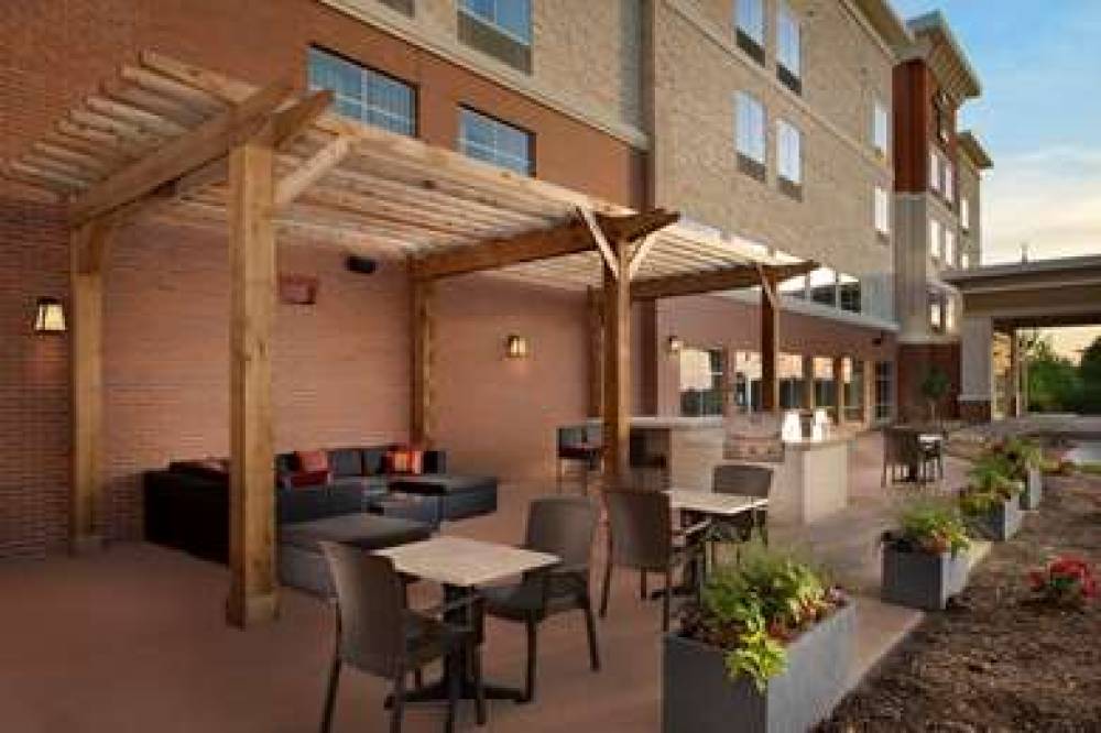 Homewood Suites By Hilton Kansas City Speedway, KS 2