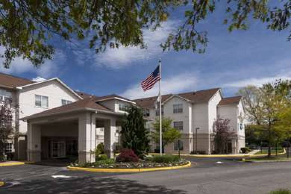 Homewood Suites By Hilton Newark Cranford 3