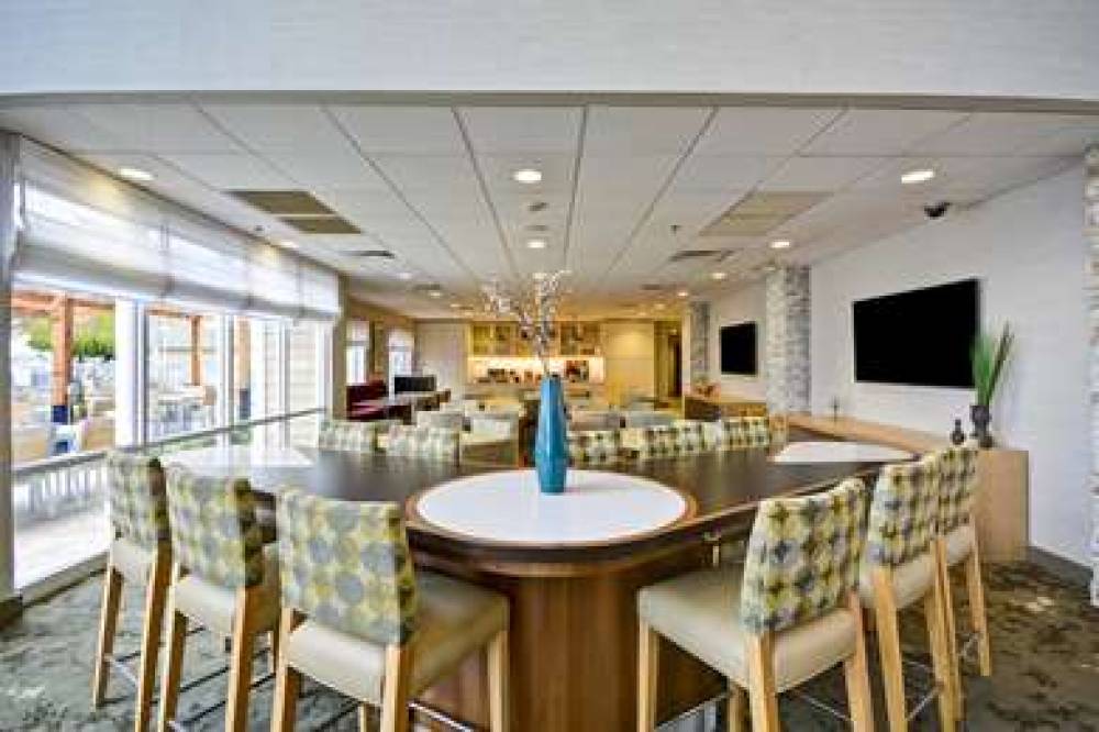 Homewood Suites By Hilton Oakland-Waterfront 10