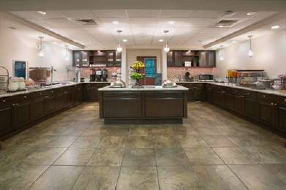 Homewood Suites By Hilton Phoenix-Avondale 10