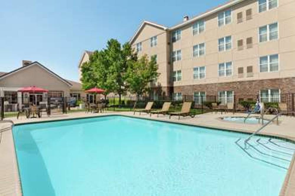 Homewood Suites By Hilton Sacramento/Roseville 10