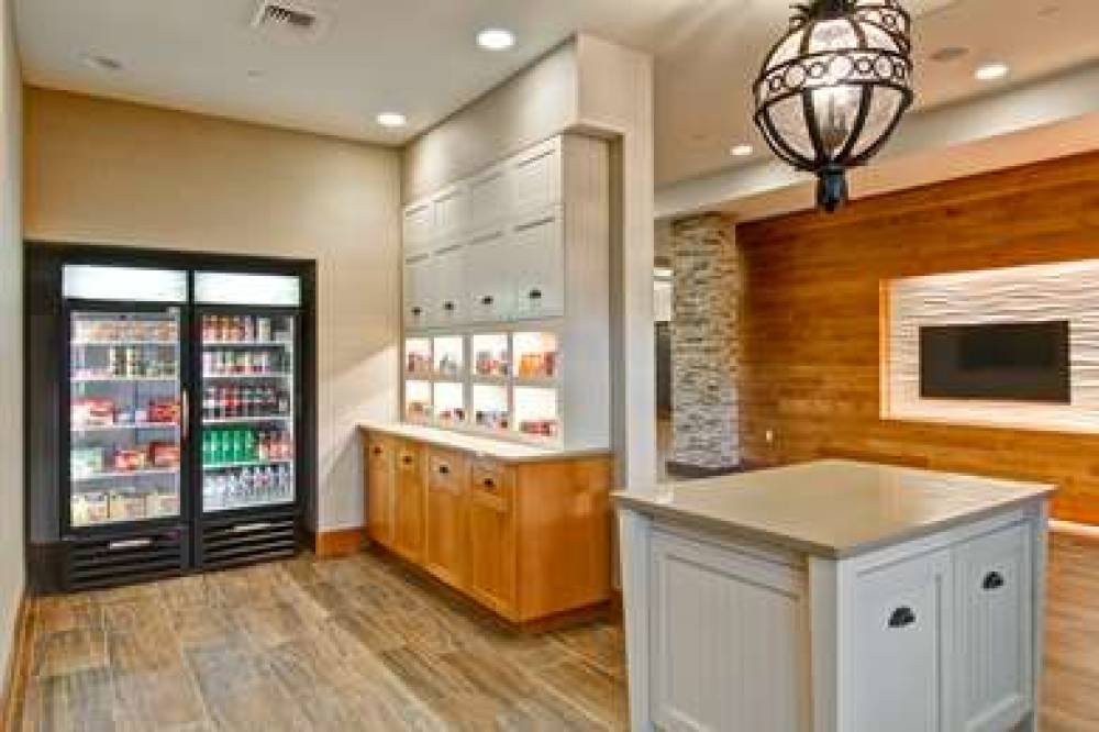 HOMEWOOD SUITES BY HILTON SEATTLE-I 6