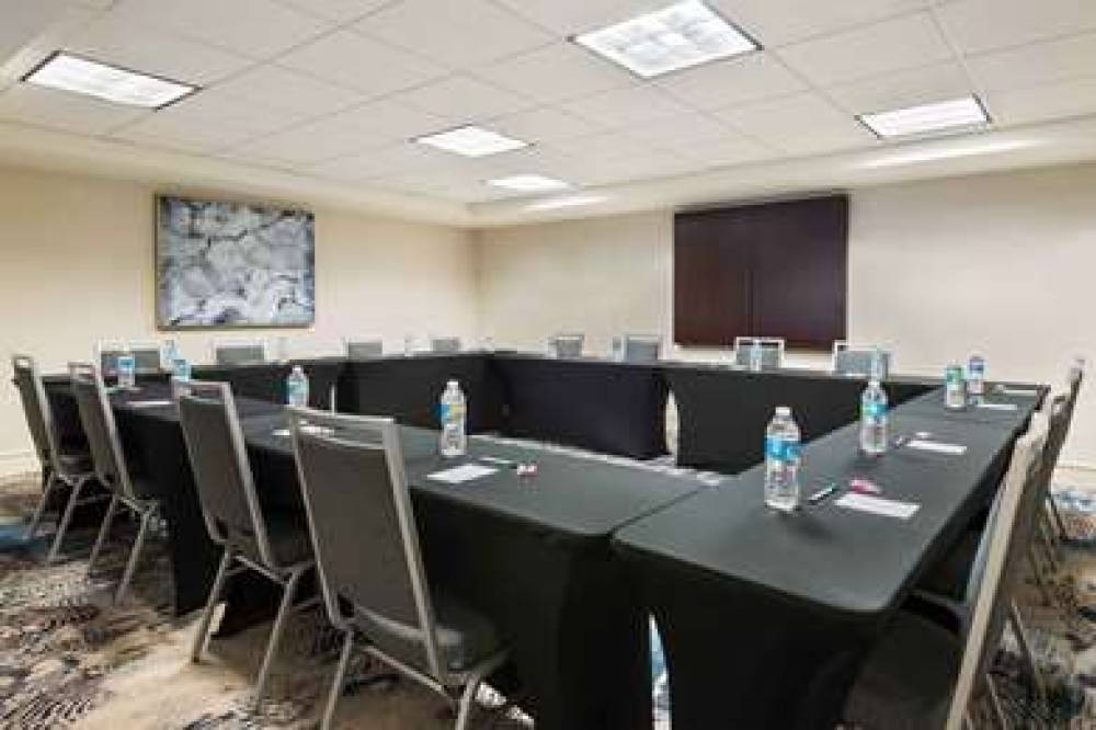 Homewood Suites By Hilton Tampa Airport - Westsho 10