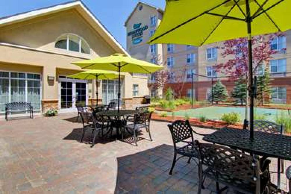 Homewood Suites By Hilton Toronto-Mississauga 3