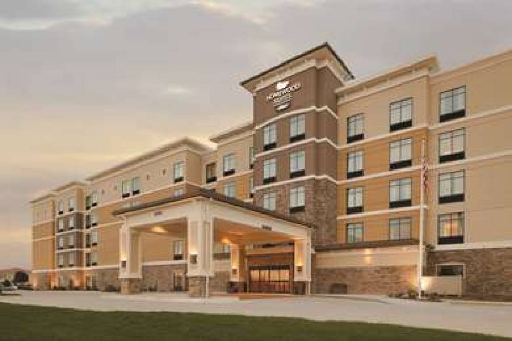 HOMEWOOD SUITES BY HILTON WEST DES 1