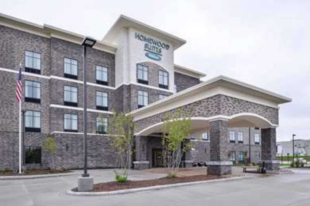 HOMEWOOD SUITES DES MOINES AIRPORT 1