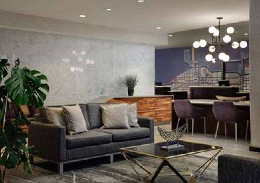 HOMEWOOD SUITES MAG MILE DWTWN CHI 3