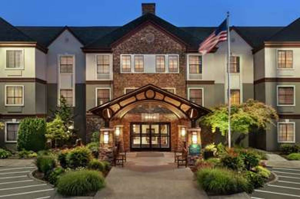 HOMEWOOD SUITES PORTLAND AIRPORT 3