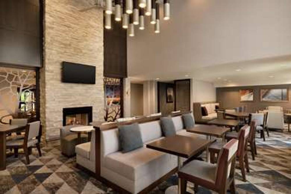 HOMEWOOD SUITES PORTLAND AIRPORT 5