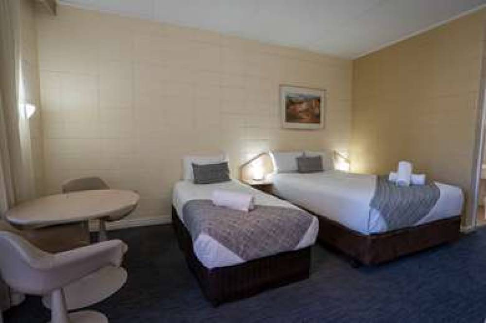 HOSPITALITY KALGOORLIE 9