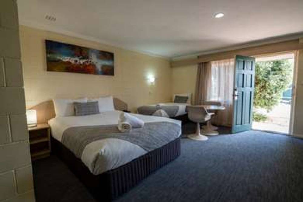 HOSPITALITY KALGOORLIE 7