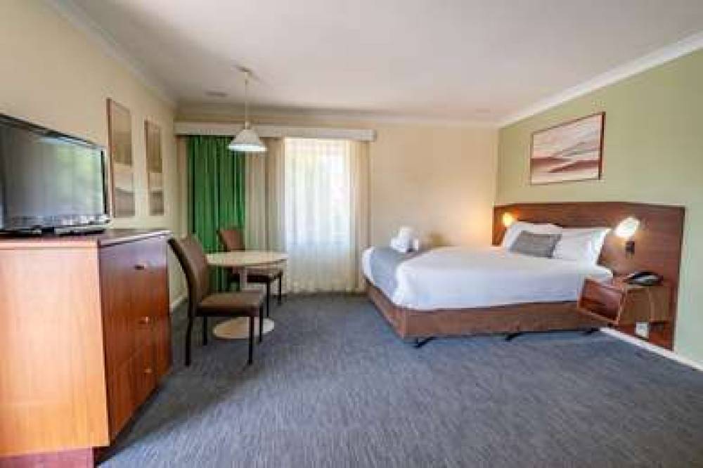 HOSPITALITY KALGOORLIE 3