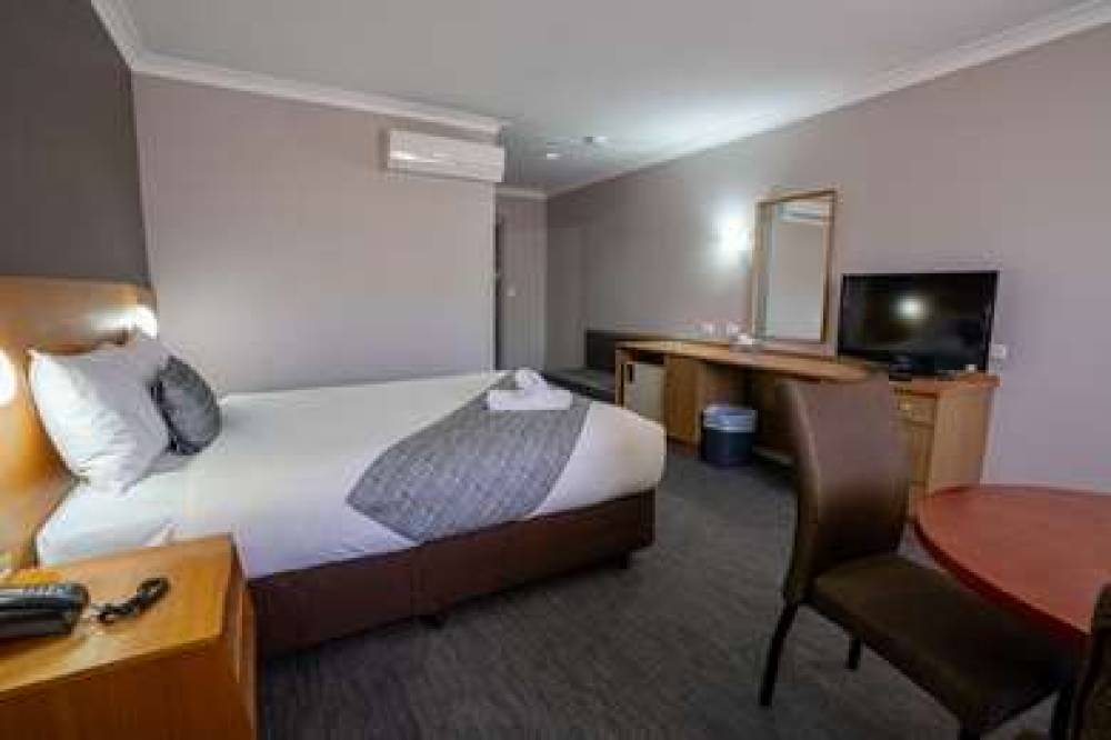 HOSPITALITY KALGOORLIE 5