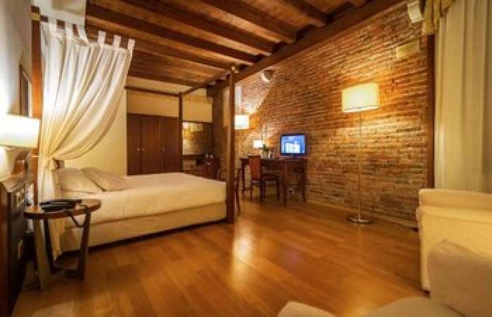 HOTEL ALLA TORRE - CASTELFRANCO VEN 9