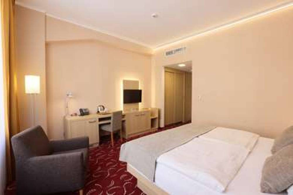 HOTEL AMARILIS 5