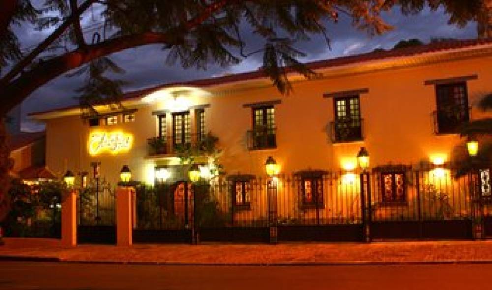 HOTEL ARANJUEZ COCHABAMBA 8