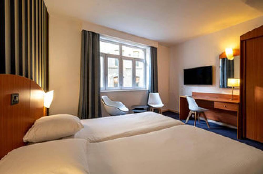 HOTEL ARIS GRAND PLACE 8