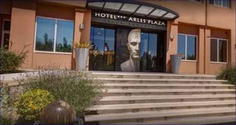 HOTEL ARLES PLAZA 1