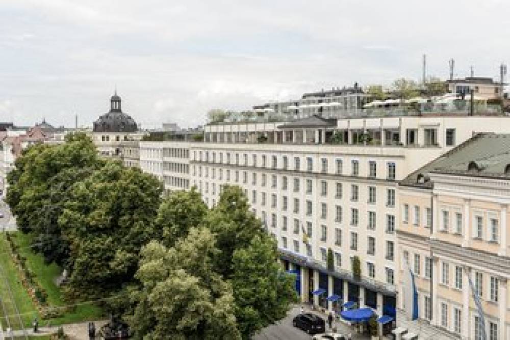 HOTEL BAYERISCHER HOF 1