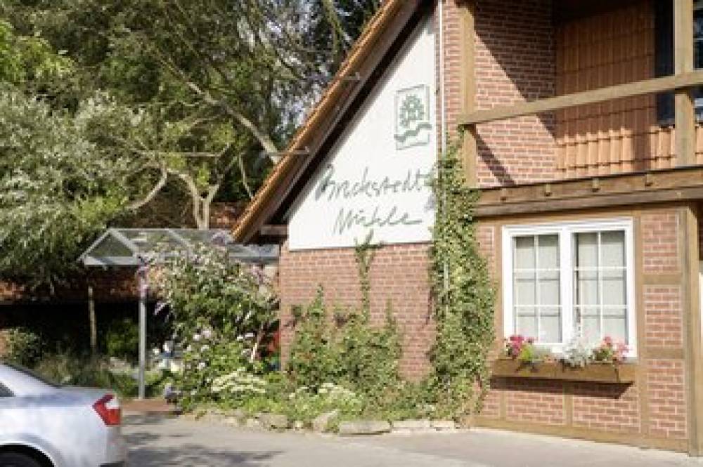 HOTEL BRACKSTEDTER MUEHLE 3