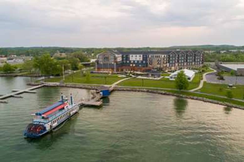 Hotel Canandaigua, Tapestry By Hilt