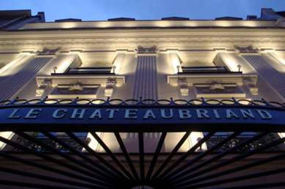 HOTEL CHATEAUBRIAND 7