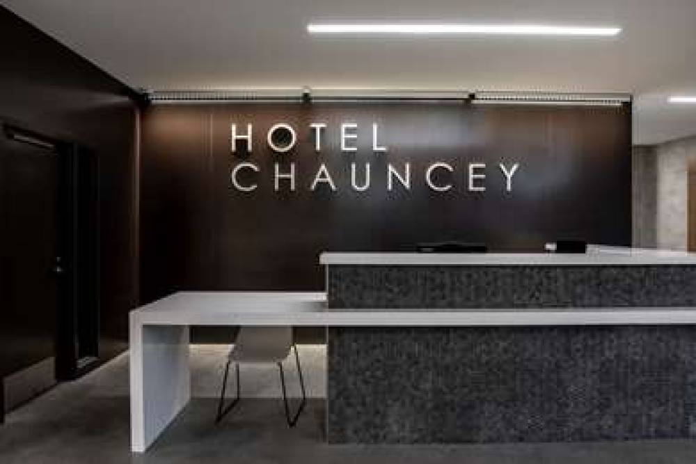 HOTEL CHAUNCEY TAPESTRY BY HILTON 10