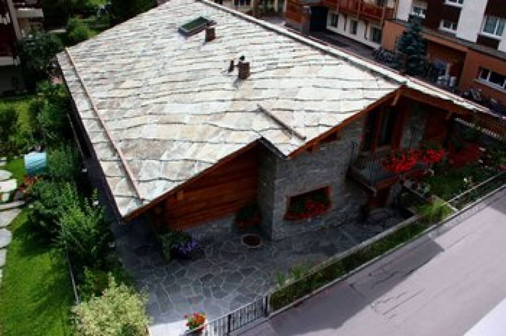 Hotel Chesa Valese 6