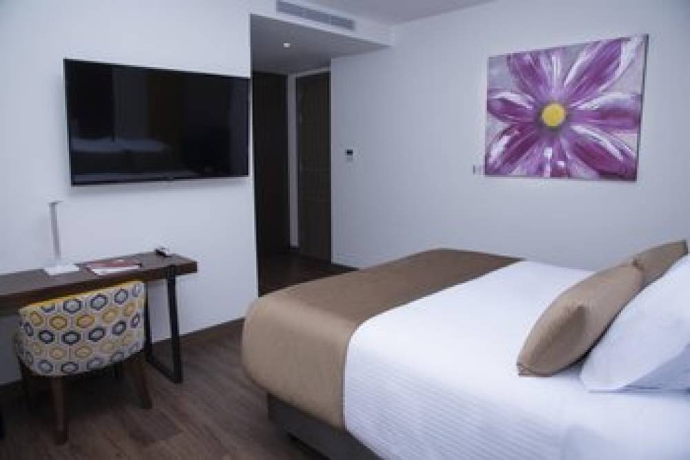 HOTEL CLARION SABANA PARK 5