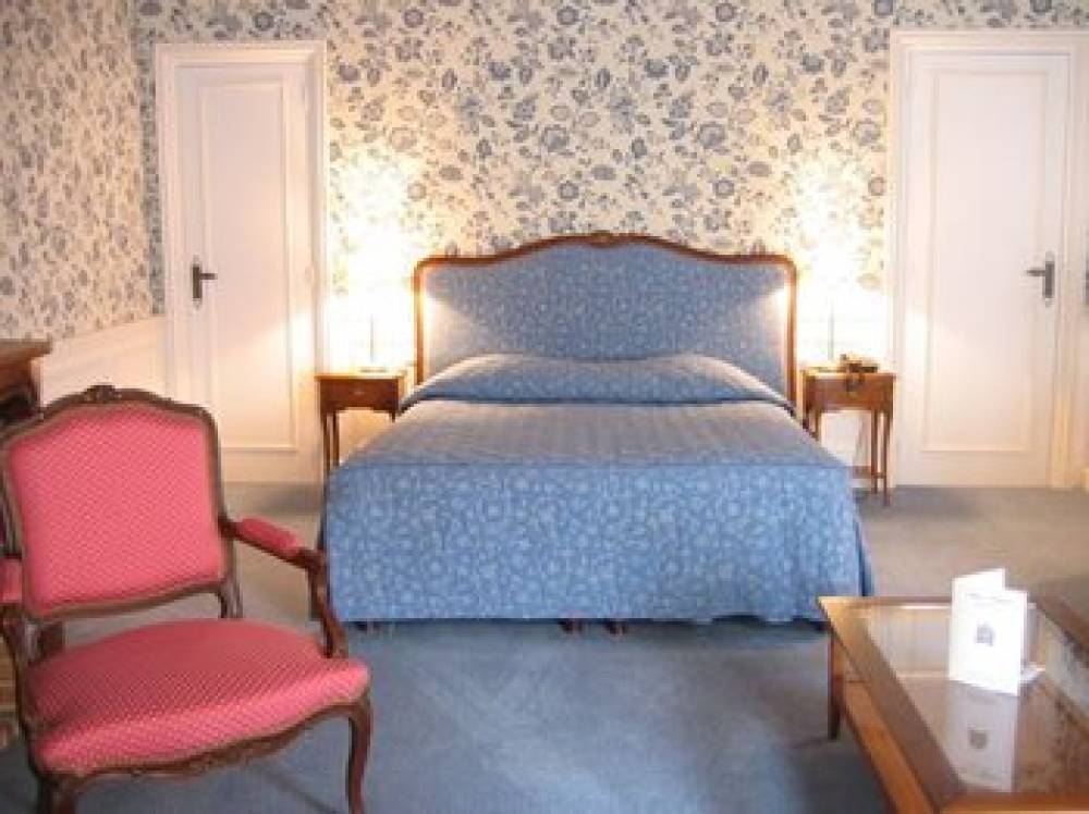 HOTEL D ANGLETERRE SAINT GERMA 8