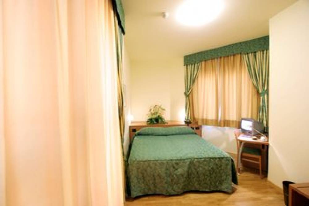 HOTEL DAMA - FOSSANO 8