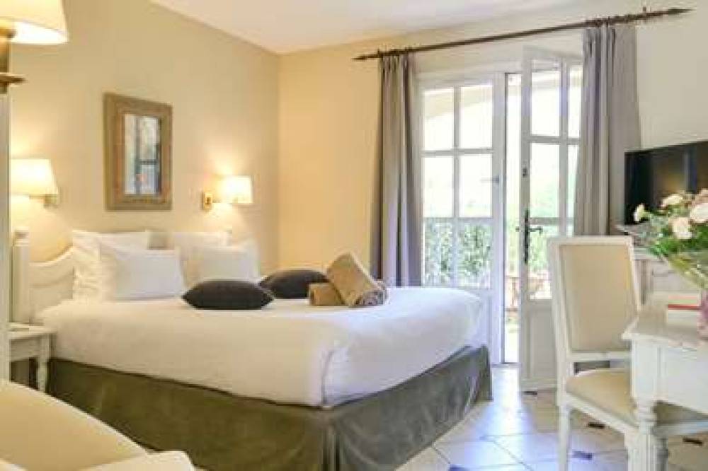 HOTEL DE MOUGINS 9