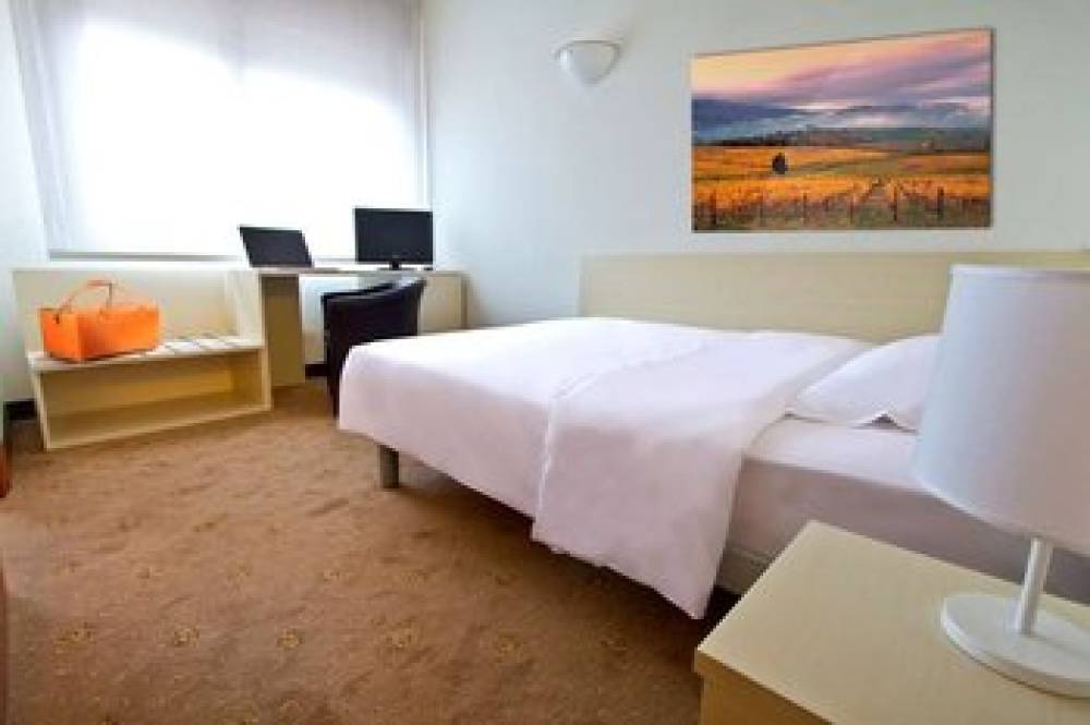 HOTEL EUROREST - CONEGLIANO 8